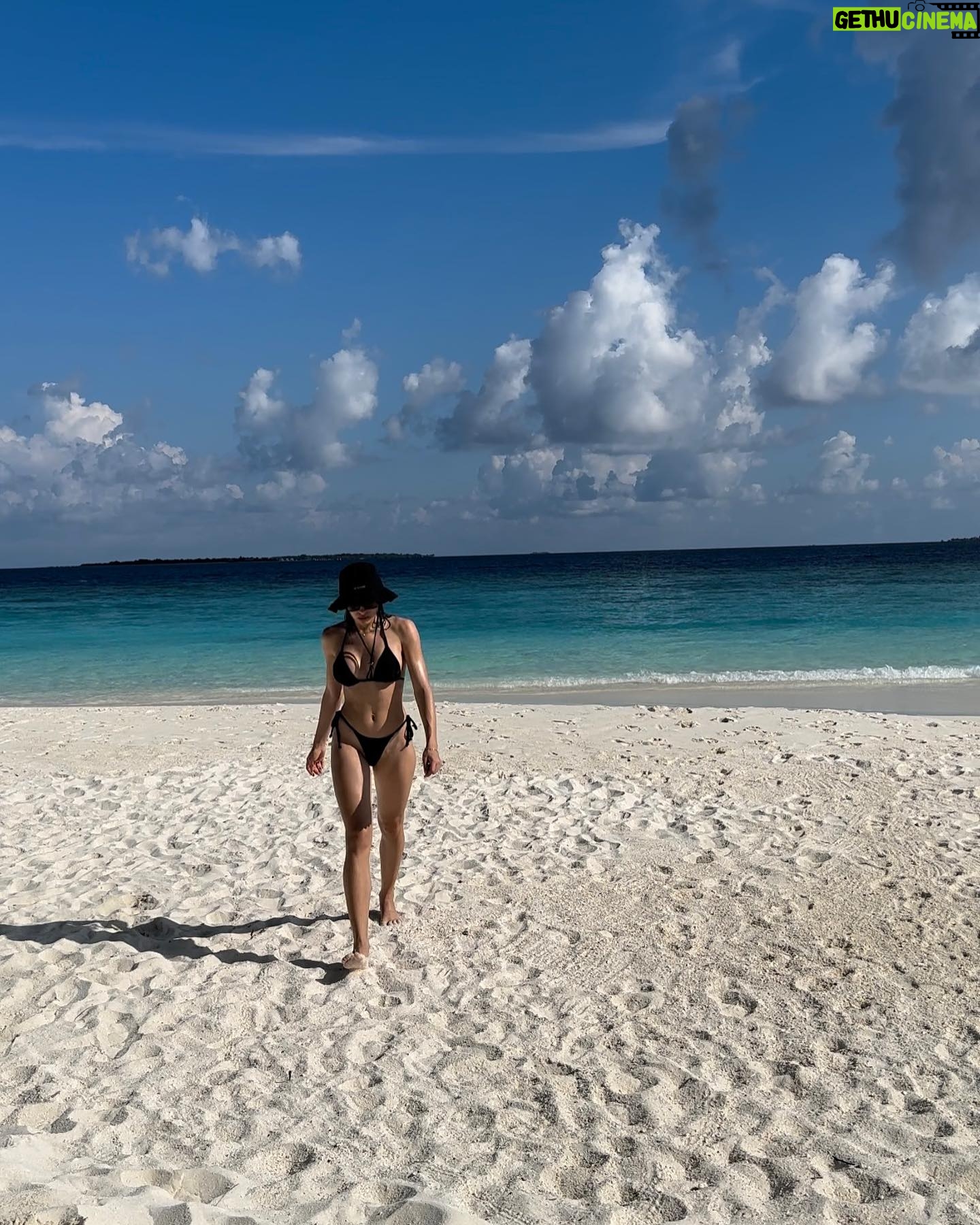Daniela Melchior - 122.5K Likes - Photo gallery findings