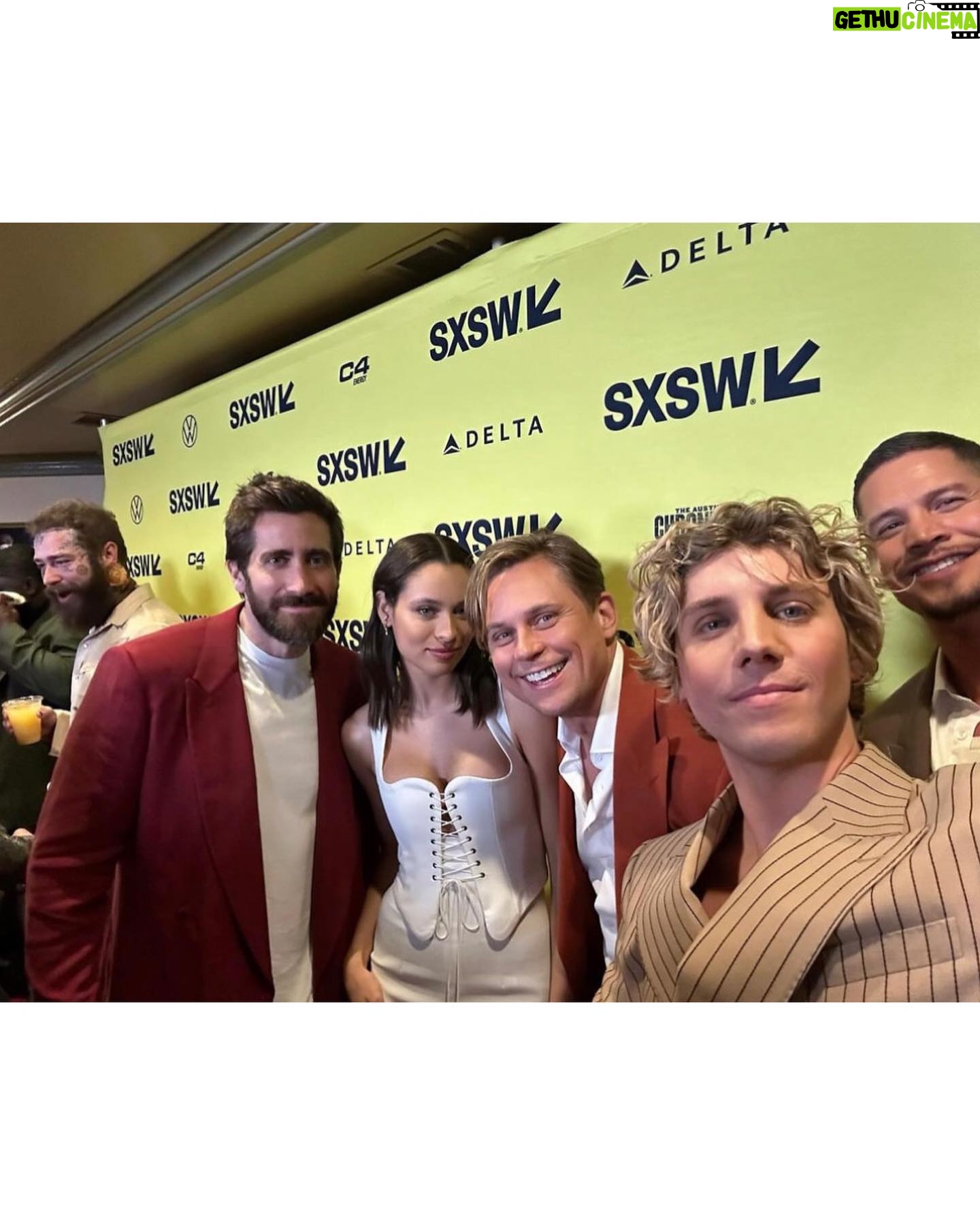 Daniela Melchior Instagram - A night to remember β¨ First time in Austin, first time in @sxsw for the premiere of @roadhousemovie π₯ Will never forget this atmosphere. Thank you everyone that was there, so grateful π€β¨ #roadhousemovie 21 March on @primevideo Make up & hair @sarafonseca_makeup Wearing @monotofficial @aquazzura and @swarovski Styled by @nelly_goncalves @sergiomotasoares