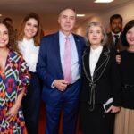 Daniela Mercury Instagram - Uma visita importante na abertura da exposição Mulheres do Brasil no STF hoje. Um dia de celebrar a força feminina na sociedade brasileira e dizer que estamos atentos à violência contra a mulher. Obrigada pelo convite ministro Barroso. Obrigada pelo discurso, ministra Carmem Lúcia. Feliz dia para todas as mulheres que constróem esse país lindo e forte. #DiadasMulheres #DanielaMercury
