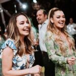Daniela Nicolás Instagram – Hoy es un día muy especial porque mi hermana @fran_nicolas está de cumpleaños! ♥️ 

Toda una vida juntas! Hemos vivido quizás más momentos juntas que el común de las personas. Mi mejor amiga, la que sabe más de mí que probablemente yo misma, la que me dio la ahijada Julieta que es la más linda del universo y muy poquito para darme mi segundo sobrino Clemente, con la que peleamos pero no duramos nada porque no podemos vivir sin la otra, con la que hicimos nuestro emprendimiento @zibbabeauty y no puede ser mejor partner y la que me regaló un tremendo cuñado. 

Feliz cumpleaños hermana, espero que sigamos sumando muchos más recuerdos juntas por mucho tiempo más ♥️