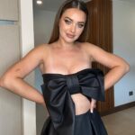 Daniela Nicolás Instagram - A veces nos vestimos de gala 😍♥️ Matri de mi querida @florenciaflano 🤩 Vestida de @javierajordan @rentjavierajordan 😏 Maquillaje y Peinado @isidorajose.mua 💣