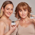 Daniela Nicolás Instagram - HOY LANZAMIENTO DE @zibbabeauty !!!!!!!!! No se pueden llegar a imaginar lo feliz que estoy ♥️ fueron años de trabajo antes de que viera la luz porque llevamos mucho tiempo junto a mi hermana y especialistas en lograr productos que sean realmente de calidad y a la vanguardia!! Espero de todo corazón que les gusten tanto como a mi! Además por lanzamiento TODOS nuestros kits están con descuento y por compras superiores a $65.000 les regalamos el envío ♥️ y también por el lanzamiento tenemos un TREMENDO CONCURSO!!!! Así que vayan a seguirnos a @zibbabeauty y entérense de todas las novedades!!!!! 😍 y muchas gracias a todos por sus buenas energías!!!!
