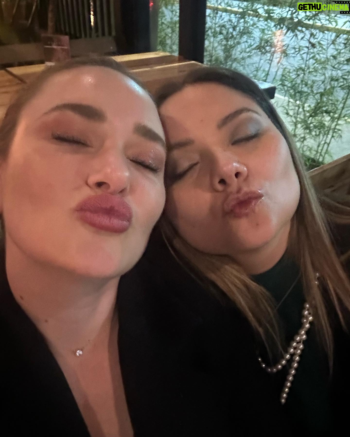 Daniela Nicolás Instagram - Fotos y videos random del teléfono! Sorry, pero la mejor es la última 🤣🤣🤣🤣