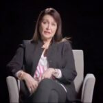 Daniela Romo Instagram – Qué onda con los 80⁉️ En @vix desde este viernes ✨ 

#los80 #Memorias #Archivo #DanielaRomo #Vix #Musica #Eventos #reel #reels