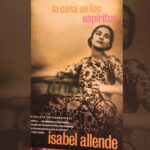 Daniela Romo Instagram – Qué gran libro‼️ Tanto tiempo después✨y seguirá en el tiempo ❤️ 

Horas lindas de domingo ✨

#DanielaRomo #RecomiendoLeer #IsabelAllende #LaCasaDeLosEspíritus #Leer #Lectora #LeamosJuntos #Book #México #Libro #Libros #bookstagram #bookstagrammer