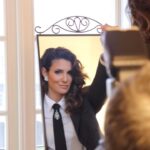 Daniela Ruah Instagram - Look book that made me feel gorgeous and totally in character 🎭 . Look book que me fez sentir liiiinda e em personagem 🎭 . Styling @filipecarrico_styling Makeup @patricialimaatelier Cabelos @helenavazpereira @griffe @lancarui 1) Fato/suit @bashparis 👔 @massimodutti 👠 @luisonofre 💎 @boutiquedosrelogiosplus 2) 👗🧥 @bashparis Tights/collants @calzedonia 💎@boutiquedosrelogiosplus 👠 @newblackconceptstore 🎥 @alicia_amil 📸 Manuelguerra__photography