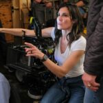 Daniela Ruah Instagram – Special Agent Kensi Blye was first introduced on #NCIS, or as we lovingly call it… “The Mothership”. Last week I wrapped my first directed episode on #NCIS in its season 21 (wow!) and I had an absolute blast. It felt like home, the cast and crew are spectacular… If you like them on TV, know that they are even more wonderful in real life. Feeling nothing but gratitude… 
Next on the books… NCIS HAWAII! See you soon!
.
A Agente Especial Kensi Bly foi introduzida ao mundo na série #InvestigaçãoCriminal há cerca de 15 anos. A semana passada terminei o meu primeiro episódio como realizadora, nesta série do meu coração que já vai na temporada 21! (Uau) Divertimo-nos tanto e senti-me tão em casa… o elenco e a equipa são formidáveis… Se gostam deles na TV, em pessoa são ainda melhores. Sinto tanta gratidão…
O que vem a segui? NCIS HAWAII aqui vou eu!
.
#directing #ncis #thrilled #excited #moretocome #adventures