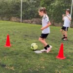 Daniela Ruah Instagram – Hoje houve futebol… O dia todo… 😜
Os miúdos jogam os dois nos EUA e aqui em Portugal aproveitamos os treinos com o @diogabreu . Sempre positivo, encorajando sempre e detalhado. Depois à noite houve joooooogo BENFICA/SPORTING
.
Today there was soccer… All day… 😜
The kiddos play in the US but we always get in some training in Portugal with @diogabreu . Always positive, always encouraging and detailed. Then in the evening we watched a gaaaaaame #Benfica v #Sporting
.
@slbenfica @sportingmodalidades #futebol #soccer #kids #family #travel #fun