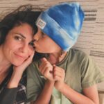 Daniela Ruah Instagram – And in the blink of an eye, we’ve entered double digits… My boy is 10! I remember daddy and I hoping for you and now not only are you here, you’re an incredible kid. Sensitive, whip smart, hilarious, creative, sporty, a phenomenal big brother and son. Happy birthday to our first born! May you lead with love and compassion & may life smile at you always ♥️
.
E num pescar de olhos, entrámos nos duplos dígitos… O meu puto fez 10! Lembro-me tão bem dos tempos em que o pai e eu desejávamos ter-te, e agora não só estás aqui, como és um miúdo incrível. Sensível, espertíssimo, hilariante, criativo, desportivo, e um mano e filho fenomenal. Parabéns ao nosso mais velho! Que lideres sempre com amor e compaixão, e que a vida te sorria sempre ♥️