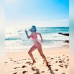 Daniela Ruah Instagram – Summer we see you and we’re here for it 😅 We left Portugal with full hearts… So much family time, friends, beach and amazing experiences at @badocasafaripark , @homecooking_lisbon , @oceanariodelisboa and soccer practice with @academiasporting and @xtr.time (@diogabreu you are amazing!). Portugal we miss you already ♥️♥️
.
Bora lá verão… 😅 Saímos de Portugal de coração cheio… aproveitamos muito a família, amigos, praia e experiências incríveis no @badocasafaripark , @homecooking_lisbon , @oceanariodelisboa e treinos de futebol com a @academiasporting e @xtr.time (@diogabreu és o maior!) Portugal já temos saudades tuas ♥️♥️
.
#vacation #holiday #summer #férias #verão #kids #family #fun #adventure #beach #praia #futebol #soccer #happy #feliz
.
🎵”Get on Your Feet” Gloria Estefan