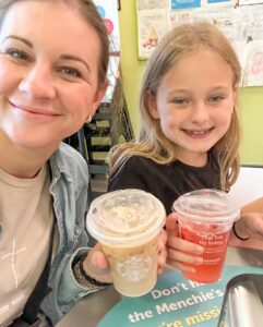 Danielle Busby Instagram - Weekend with Mama 💟 Love my girlies ! #itsabuzzworld #outdaughtered