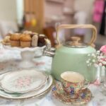 Danielle Busby Instagram - Had the B.E.S.T morning hosting my 1st TEA PARTY 🫖 at @graesonbee 🥰 We missed a few of my favorite friends, and I failed at taking pics with everyone 🤦🏻‍♀️ but cheers 🥂 to a great morning with friends … and shopping 🛍️👗💐 Happy Friday 😘 #teatime #friends #graesonbeeboutique #itsabuzzworld