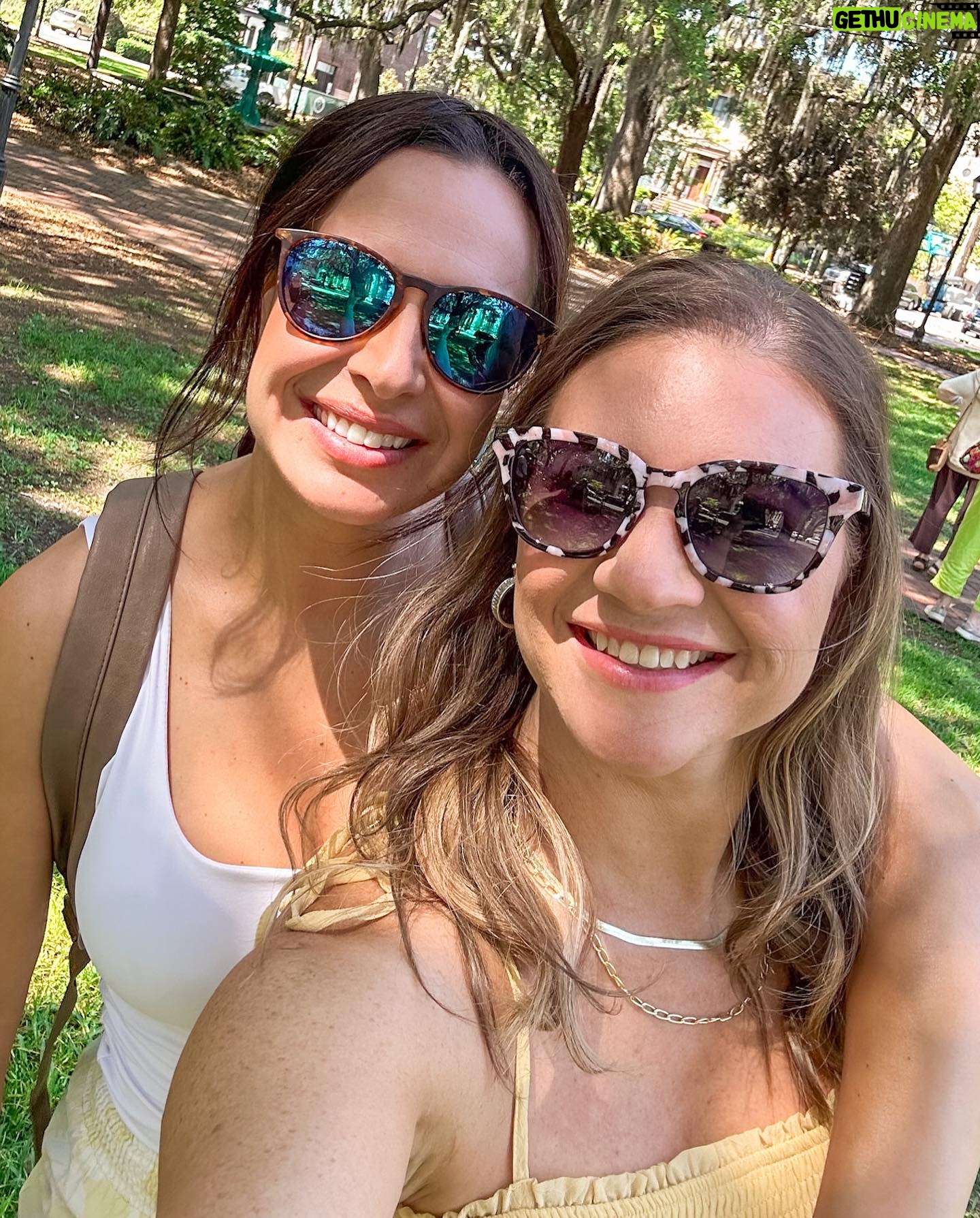 Danielle Busby Instagram - Happy Birthday to my #rideordie !!! There is no one other like you my friend! Love you BIG! #bestiesforlife #bestfriends #itsabuzzworld