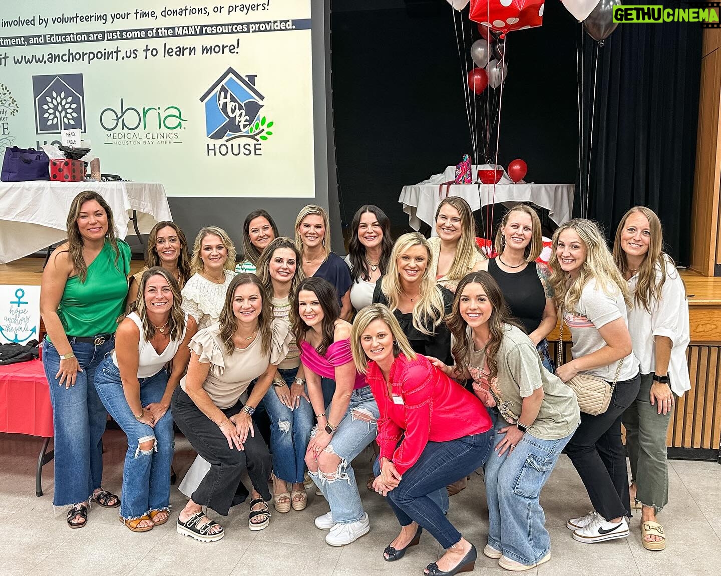 Danielle Busby Instagram - Great time at @anchorpoint4hope 🎲Bunco Night Fundraiser for the new Hope House! (*Hope House is committed to providing a safe, supportive, residence for young women who find themselves facing an unplanned pregnancy. Through our 18-month housing program, we offer residents subsidized housing while giving them the respite & resources needed to move towards a better life for themselves & their child. 🤰) I may not have won a prize but that’s ok, I loved being able to donate and support a great cause 💟 #neverloosehope #anchorpoint4hope #itsabuzzworld