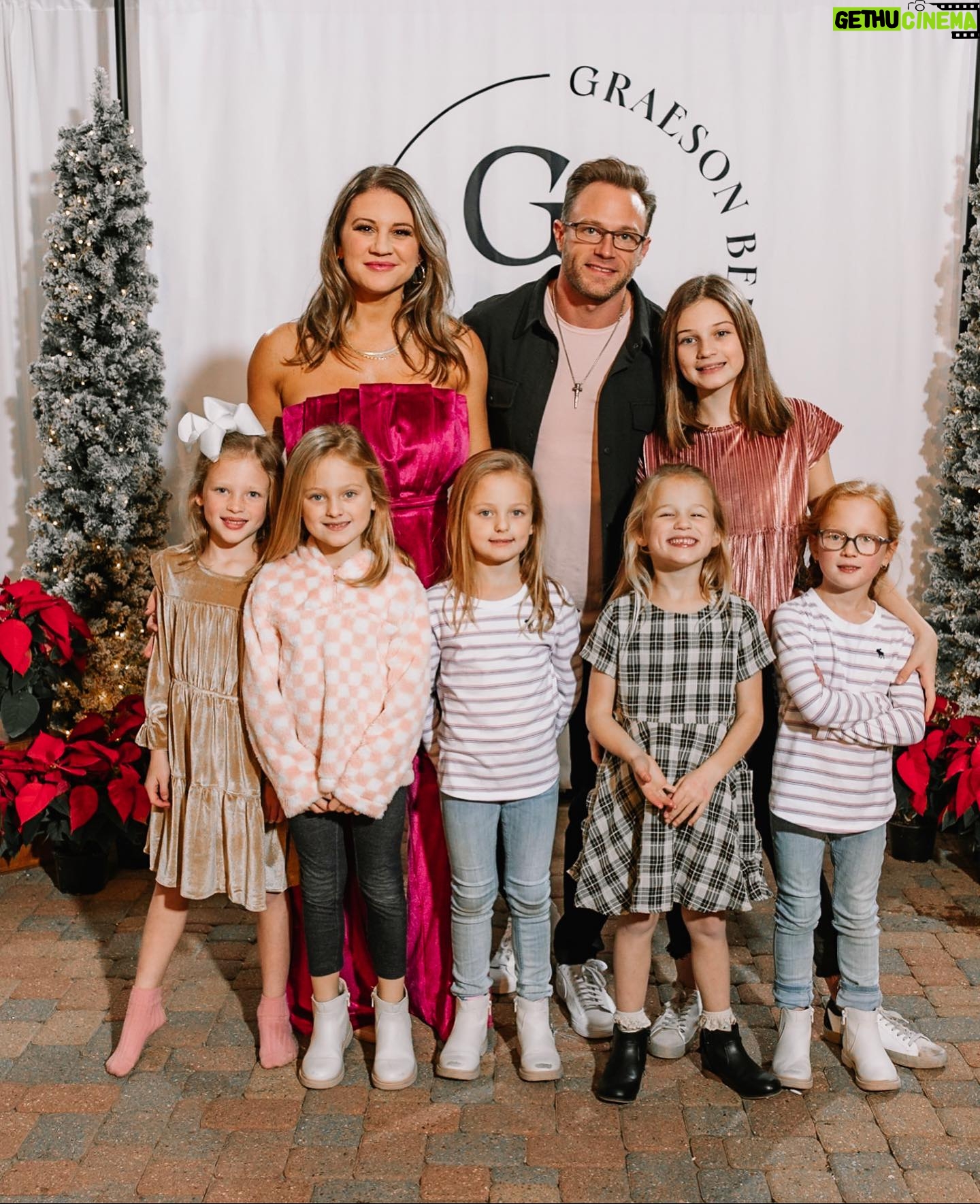 Danielle Busby Instagram - Who is READY for the 🪩Busbys 3rd Annual @graesonbee Holiday Soiree & FASHION SHOW 🪩benefiting the NICU!! 💚 (ticket link in bio) Nov 9th 💚 These pics are flashback from 2022 show and it was absolutely a blast! 🤩 We will have #uncleDale #andVon @dalenotdalepodcast 🎤MC the show again this year! Food, Drinks, DJ & dancing, GIVEAWAYS! And of course our release of the HOLIDAY COLLECTION! *Limited seating so get your tickets now friends!! #itsabuzzworld #graesonbee #graesonbeeboutique