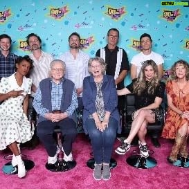 Danielle Fishel Instagram - 90's Con photo dump in reel form. Thank you for having us, @thats4ent!