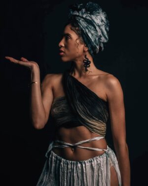 Danneel Ackles Instagram - I would like, with your help, to amplify the voice and the business of My-Cherie, the artist and designer of Viva La Silk. @Vivalasilk_ is driven by My-Cherie’s desire to “inspire women to feel beautiful and confident through her art and the vibrancy of her Afro-Carribean roots. Her designs are hand-dyed and hand painted, in small batches, in Austin, Tx. She uses non-toxic and eco-friendly dyes. @Vivalasilk_  is also committed to giving back! For every purchase made $1 is given to @creativeaction, a nonprofit that supports the creativity and development of the arts for youth in the community. In addition, each year Viva La Silk chooses a different social justice issue or theme and launches a youth-driven arts-based collective impact project. This small, black, female owned business, is doing everything the right way. The owner and mother of two, has centered her company around core values we should all aspire to. ⠀⠀⠀⠀⠀⠀⠀⠀⠀⠀⠀
I own the turquoise ombre goddess wrap pants and matching scarf, and I can tell you the quality is second to none. Also, not to worry, Viva la Silk has video tutorials on different ways to wear the scarfs and wrap pants on their site. The link is up in my bio and they are offering discounts for first time buyers!! Please support,repost and help #amplifyblackvoices #vivalasilk #vivalasilktribe @instylemagazine @allure @marieclairemag @vogue @harpersbazaar @elle ⠀⠀⠀⠀⠀⠀⠀⠀ ⠀⠀⠀⠀⠀⠀⠀⠀ ⠀⠀⠀⠀⠀⠀⠀ ⠀⠀ 📷@caffeineandgasoline.x