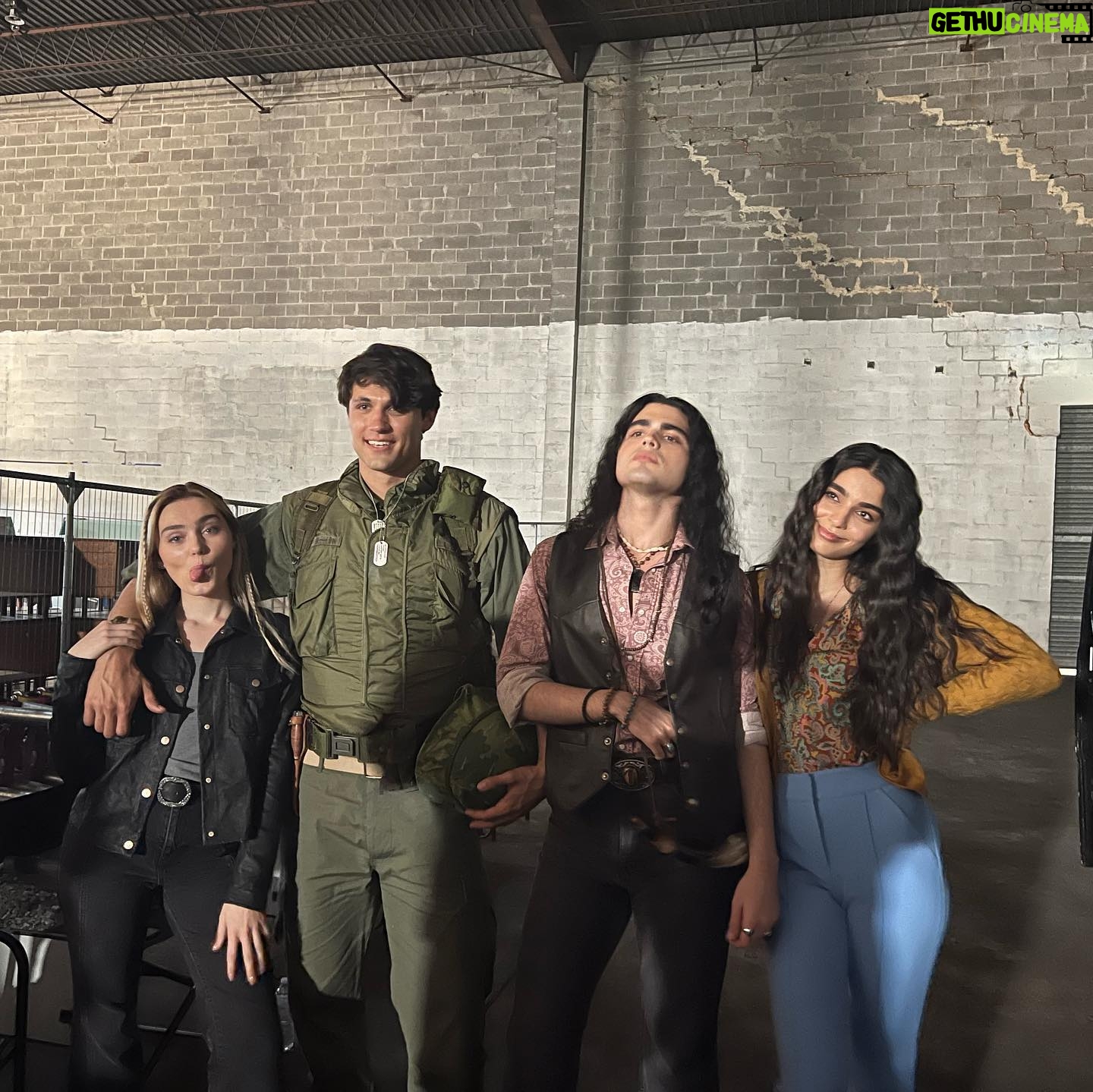 Danneel Ackles - 133.3K Likes - I feel beyond grateful to have shared in the process of bringing the Winchesters to series. I love this cast, crew and writing team so much. My heart is full. See you on Tuesdays 8/7c on @thecw #thewinchesters #spnfamily