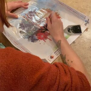 Danneel Ackles Instagram - This weekend has been 🔥 🔥🔥 y’all!!!
#diamondpainting #kidsbop