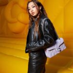 Danupha Khanatheerakul Instagram - @Coach celebrates its iconic Tabby Bag by bringing a real-life inflatable version of the iconic bag to Bangkok! Come visit The Coach Tabby Shop at Parc Paragon today until May 3rd 2024 #CoachNY #FindYourCourage