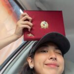 Danupha Khanatheerakul Instagram – I just wanna โม้ ว่าเป็นเด็กผลการเรียนดีเด่น for the last semester brooo