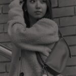 Danupha Khanatheerakul Instagram - @burberry 💛