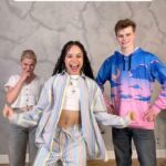 Darci Lynne Farmer Instagram - Are you dancing or standing still? 😂 @gabriellenevaeh @itsdarcilynne