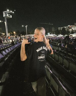Darci Lynne Farmer Instagram - Natey’s 16th birthday! Noah Kahan! Nashville! The holy grail of N’s🤟🏼🤟🏼🤟🏼