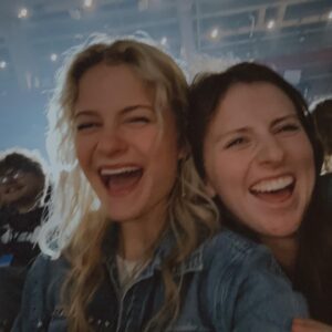 Darci Lynne Farmer Instagram - ”I consider that our present sufferings are not worth comparing with the glory that will be revealed in us.“ ‭‭Romans‬ ‭8‬:‭18‬ ‭NIV‬‬ Rang in the new year with 55,000 people who showed up for Jesus. What a dream to witness our generation holding on to the hope that something greater awaits. Whatever this world has to offer will waste away but the love that God has for us transcends any timeline. Praise God for late night laughs, texas roadhouse, naps, the sweetest friends, for music, and for His word. Whoever is reading this, you are loved! Take this life God has placed you in and run with it. You have purpose in Christ and no one can take that away from you. Seek love above all and wear the heart of God on your sleeve, it’s kind of fun :) #passion #passion2024