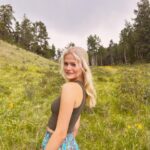 Darci Lynne Farmer Instagram - take me back to the rockies please 💐