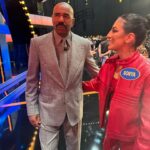 Daria Berenato Instagram - Squad goals Family Feud Edition. ❤️💋 #TeamBianca @biancabelairwwe @familyfeudabc @wwe