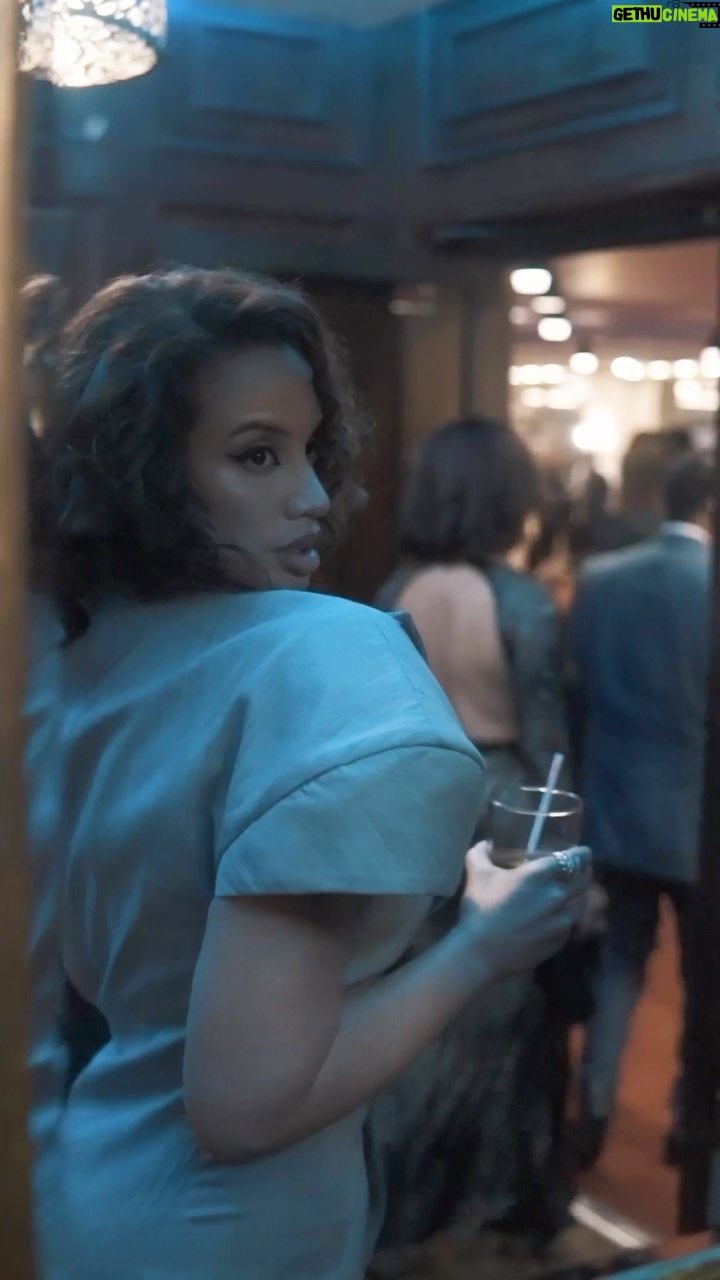 Dascha Polanco Instagram - Qué honor ser nominada y un placer formar parte de Lo Premio Soberanos. En mi bella tierra! #ismellgood