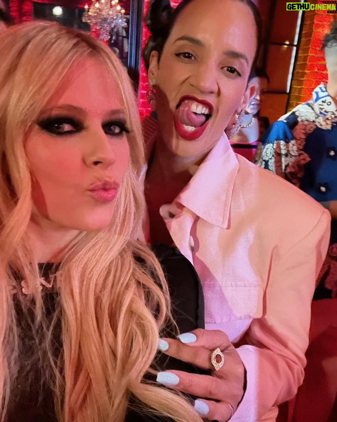 Dascha Polanco Instagram - A night of Red Soles & Flamenco… @louboutinworld #olé #ismellgood