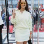 Dascha Polanco Instagram - MAY is Mental Health Awareness Month, and I'm taking the time to treat myself to inspiration ! Making the world my own runway and my canvas. @caliafitness boosts my confidence and makes me move ! #AlwaysForward #caliapartner