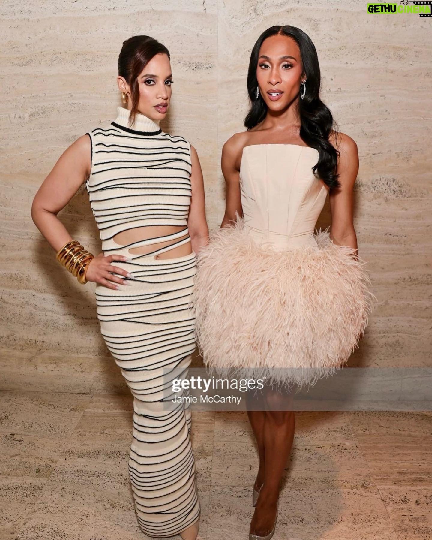 Dascha Polanco Instagram - Empowered by celebrating these amazing women; thank you 💗@nlyonne @rosieperezbrooklyn @mjrodriguez7 @kellyripa @judyblume4real Styled by: @anapaula.cervera dress @hanifaofficial bangles  @alexisbittar shoes @alexandrebirman earrings @uncommonmatters rings @prasiofficial earcuff @demarson makeup: @gorgeouslygritty hair: @anthonyperezhair