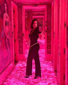 Dascha Polanco Instagram - Lola 💋 #Sexyfish #ismellgood