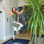 Dascha Polanco Instagram - #ad For all the moms out there, don't forget to treat yourself to something nice this back-to-school season too! From trying new workouts in the morning to running around doing errands, @caliafitness keeps me looking cute and comfortable; whatever I'm doing! #CALIApartner #AlwaysForward
