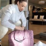 Dascha Polanco Instagram - Hey Guys ! Let me show ya how I pack my gym tote… This bag fits it ALL ! So when im on the go I am always prepared for a good work out ! @caliafitness #ichoosewhatfits #caliapartner