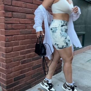 Dascha Polanco Instagram - Thighs are keto. 🫠  #ismellgood @caliafitness
