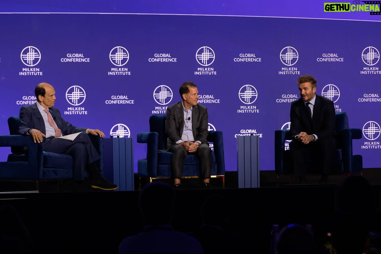 David Beckham Instagram - Great to take the stage at @milkeninstitute with my partner @jamiejsalter and Michael Milken discussing my transition from athlete to entrepreneur and the growth of @weareauthentic 📈💙