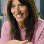 Davina McCall Instagram - #ad Have u seen the yellow patch on someone’s arm and thought what IS that ?! Well, it’s about building you a personalised nutrition programme! Helps u to understand in real time how u respond to certain foods, exercise, stress (!!) , and sleep.. @ZOE combines the data from the blood sugar sensor with easy at-home tests to understand how ur body processes sugar and fat, and ur gut health. Using all of this info & the latest scientific research, ZOE helps u to understand the best way to eat for your body !! It’s fascinating. If you want to know more on a) what it is and b) how it works, defo follow @ZOE and @tim.spector and I’ll be updating on here as I go!! Want to feel better in my 60s than I did in my 20s & ZOE will be part of that (I talk more about that in my interview which u can watch on the link in my bio) xx ps . I know this is spenny. But the research and data they get from this they share on their BRILLIANT podcast. Which is free!!! I They’ve already brought the kit price down & as the science progresses they are defo working to make it more affordable !! I’ve loved taking part in research they’re doing on the health app , so easy … just download the “zoe health” app & take part in their community studies , and it’s free. AND what they learn from that will help us all in the future ... ZOE really is a real force for good 💛💛