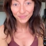 Davina McCall Instagram - #ad Week three of “a stronger you “ challenge on @ownyourgoalsdavina . We like to let you try before you buy so if you wanna give OYG a go, we’re giving away seven days for free so you can see what it’s like. Today’s trainer was @laurens_fitlife16 . She’s actually been on this platform since the very beginning and then trained to become a PT and is now teaching on the platform. I love that so much and she’s such an enormous part of the OYG community ❤️❤️❤️we all basically watched her grow up. All us OYG warriors are part of a beautiful community… it’s so lovely 🥰