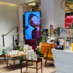 Davina McCall Instagram - Here’s the BLOW promo that’s been playing in the background of our ‘studio from studio’ @harveynichols Knightsbridge. We flippin’ love it here! Pop in and say hi if you’re in the area and do the famous Ping Pong ball power test 😜 xx P.S. big shout out to lens and lights maestro @mikewrightphoto for all his fab work