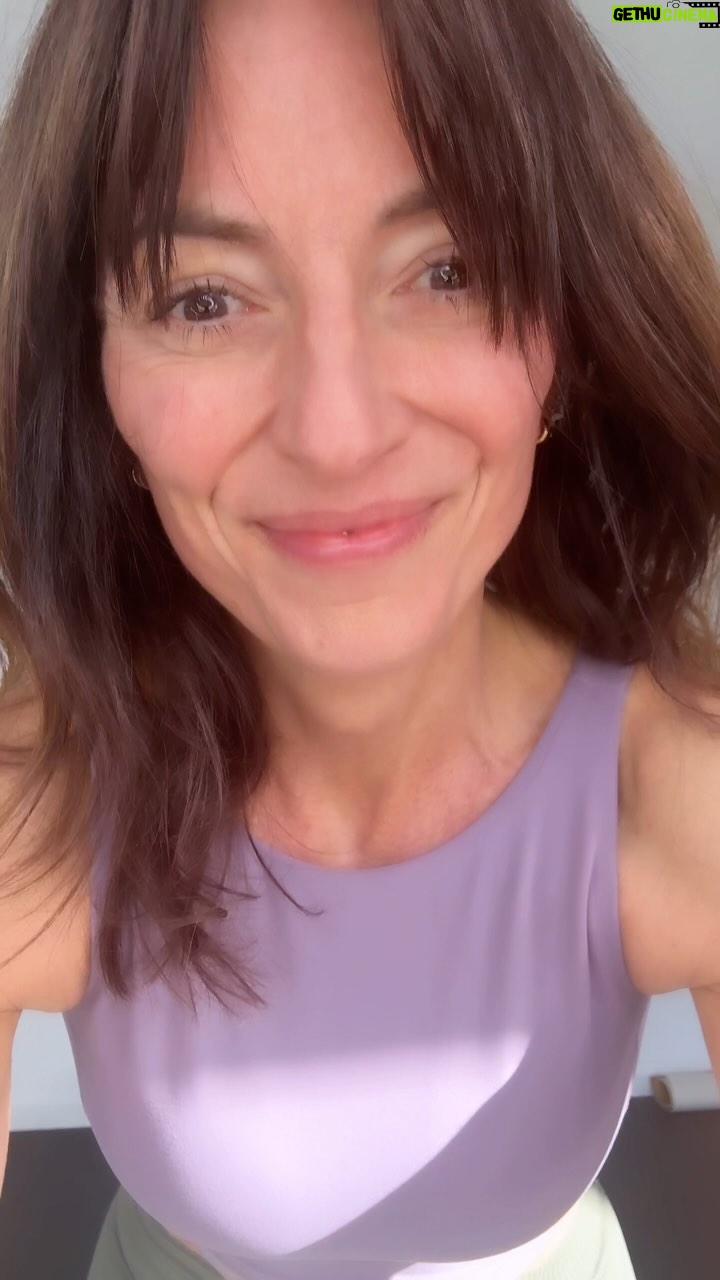 Davina McCall Instagram - I’ve completed week one of my @ownyourgoalsdavina a stronger you challenge . definitely feeling stronger and stronger and I’m noticing small differences in my shape which I like a lot. Thank you @frankatz_ set me up nicely for the weekend. Hope you’re having a lovely good Friday everyone. Lots of you are asking me about my food intake, at some point, I will do a kind of food diary maybe on stories. ❤️❤️