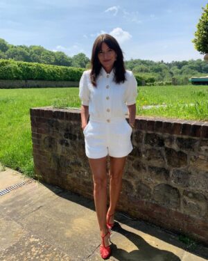 Davina McCall Instagram - Thanks for watching if you did !!! And thanks for all the feedback ..❤️ @mymumyourdaduk back  tonight same time … 9 pm @itv x two piece by @lagencefashion … hair @mdlondon ❤️ make up @cherylphelpsgardiner styling @abigailrosewhite first photo Harry Page x forgot to say x these epic shoes are @tamaramellon 😍