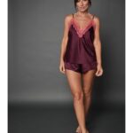 Davina McCall Instagram – #ad Morning !!! Kettle’s on .. fancy a cuppa ??! 😂 .. Do u own sexy nightwear ?? Like nice ( ideally matching 😂😂) lingerie , to make u feel 🔥 Try something a bit out of ur comfort ( fleecey , greying .. we all have it !! ) zone .. omg I really ❤️ this set .. will share link on stories but u can search for Cerise Satin and Lace Cami set by Ann Summers @jdwilliamsuk .. our #MyMumYourDadUK sponsor ❤️ See u tonight at 9
