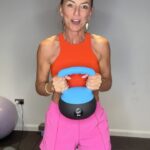 Davina McCall Instagram - #ad 💪🏻🙌🏻 A kettlebell workout to try .. mine are half price at @argos at the moment !! x argos.co.uk