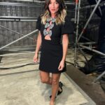 Davina McCall Instagram - Tonight is a Christmas special of @themaskedsingeruk at 7 pm on @itv . Thanks to @mdlondon for my amazing balayage and @cherylphelpsgardiner for make up and @abigailrosewhite for styling x dress @rebeccavallance , shoes @clubllondon , earrings @kirstielemarque