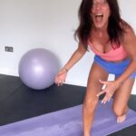 Davina McCall Instagram - 😂😂😂 got a bit excited .. I added a pose today !!! @concretejungleyoga I DID IT !!!! Yayyyyyyyyyyy … two years !!!!!! Sad our 6 week summer sculpt is over next week … my wrists have got so much stronger … seeing real improvements… does anyone else think I look like @jackblack at the end of this reel? On another note . Just want to say thanks for your messages … MBE - as Michael says … menopausing for thé British Empire 😂😂😂… im chuffed to bits 🥹