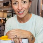 Davina McCall Instagram - #ad we all know how important protein is, especially in midlife.… always try to make it a focus in my meals💪 but when we r super busy , away from home it can be hard , or as we get older we just can’t manage it .. when I know I’m not getting enough in my diet I lean on my @foodspring_uk supplements 🙌 muscles can be harder to maintain as we get older so I created these with all of that in mind. You can take protein whenever u want .. Ill take focus in the day, the ginseng helps with a little lift and I drink Relax in the evening with some warm milk ( like a hug in a mug 😍) …. contains ashwagandha too which helps reduce stress and anxiety. packed with loads vitamins as well like B12, vitamin C, calcium, magnesium, zinc ❤️ and they’re £10 off at @hollandandbarrett atm x link here - https://foodspring-promotion.co.uk/